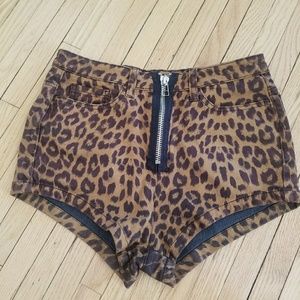 Nasty gal leopard print hot shorts size m